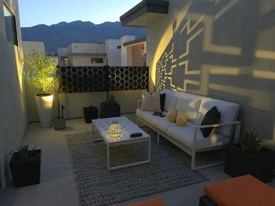 Get the Palm Springs Modern Patio Look With These Trendy Ideas! • The ...